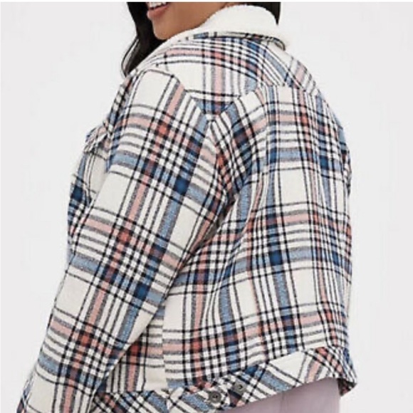 Torrid size 00x 10 M/L Trucker Jacket - Sherpa Trim Plaid - Picture 5 of 8